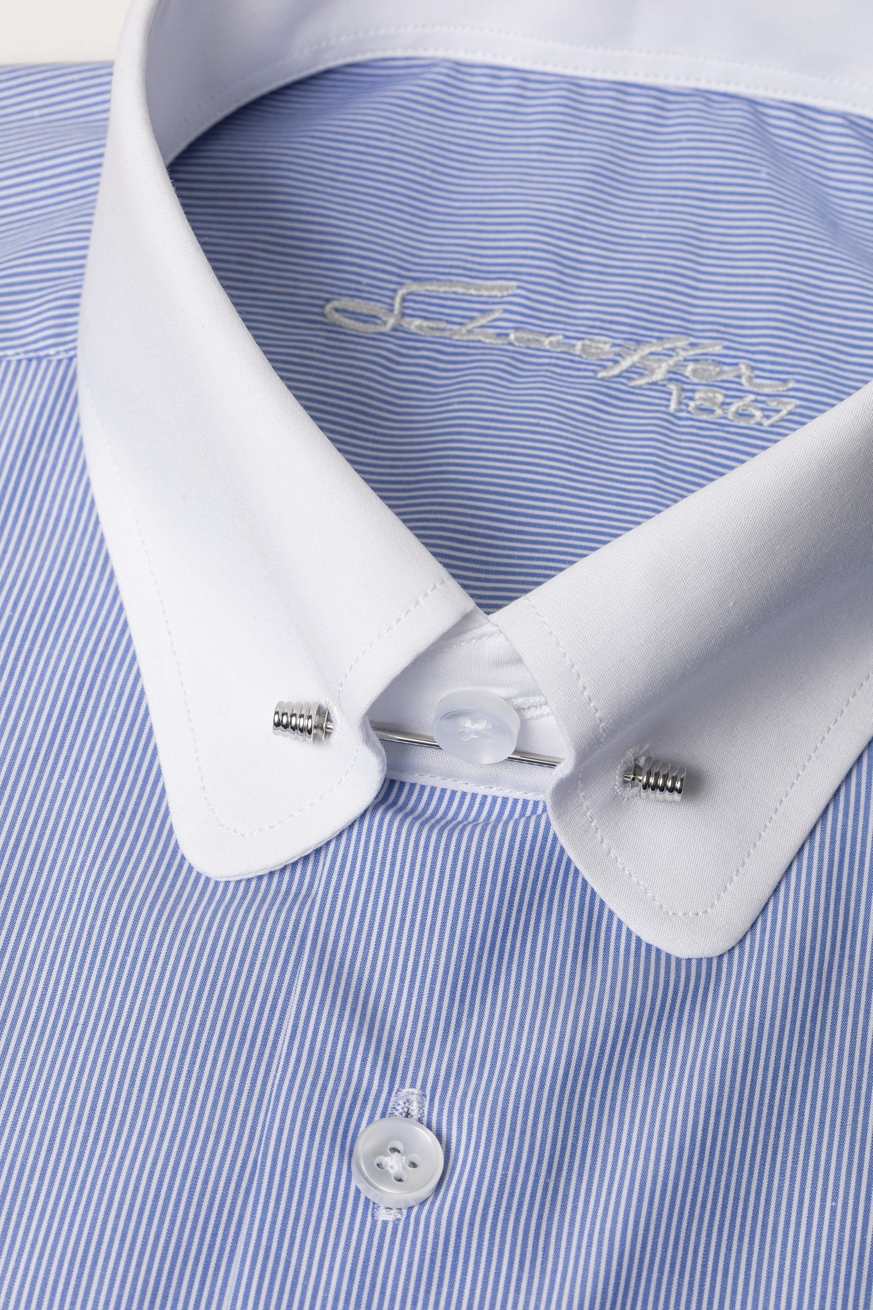 Blau fein gestreiftes Slim Fit Classic Line Schaeffer Hemd mit Piccadilly Kragen Blau fein gestreiftes Slim Fit Classic Line Schaeffer Hemd mit Piccadilly Kragen